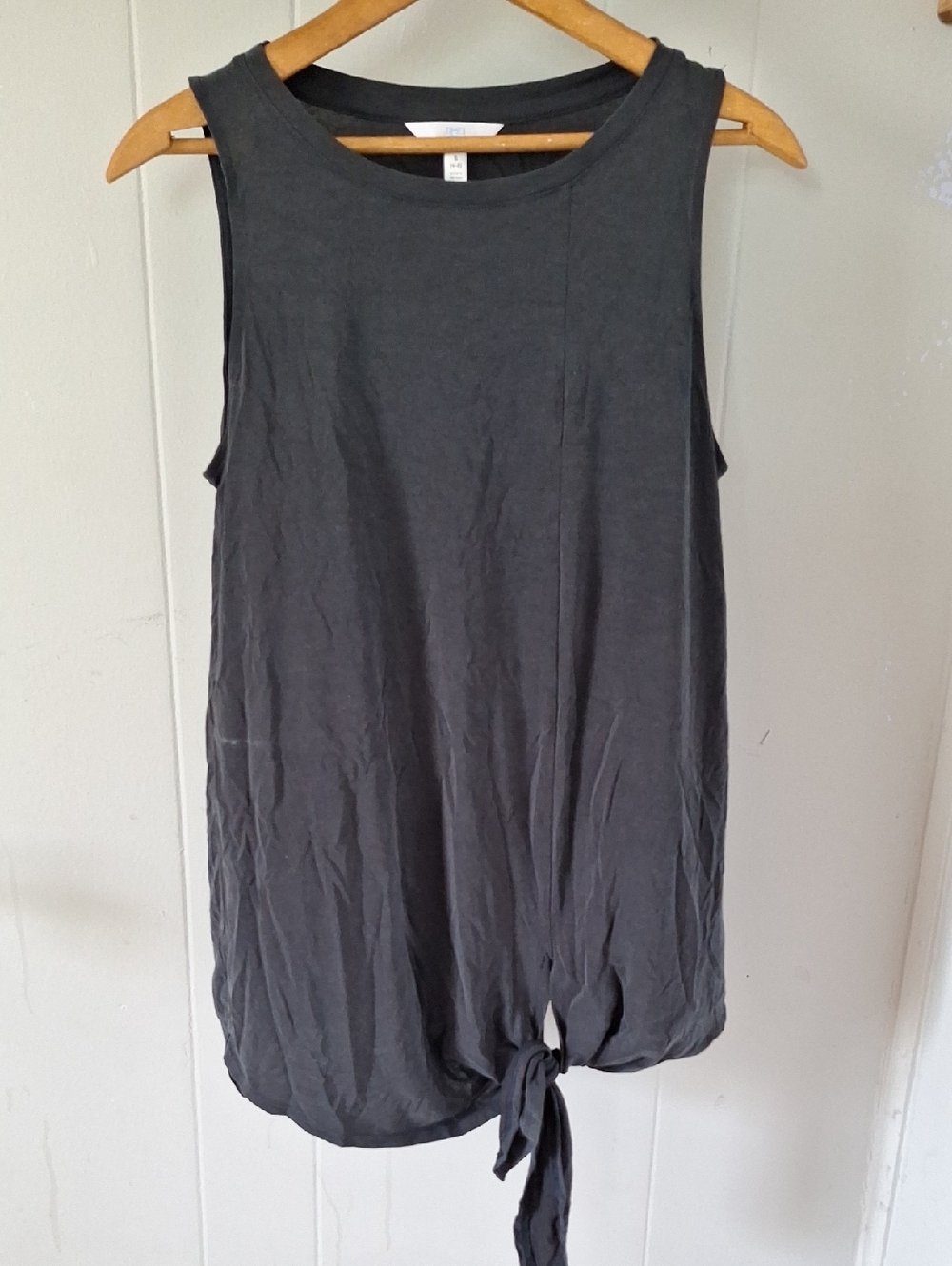 Time and Tru Charcoal Tie-Hem Sleeveless Tank